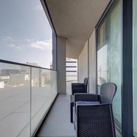 Apartment Mercury 539- 2x Pool Cards Access & Shopping Mall *